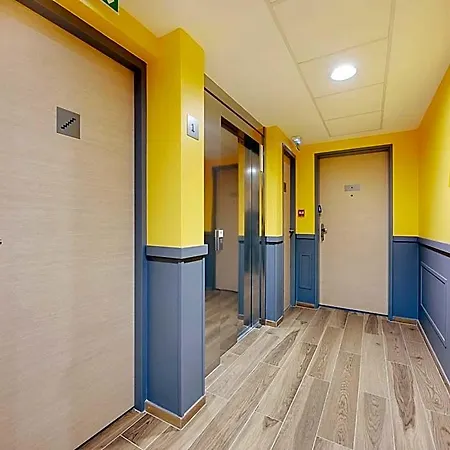 Magnificent With Rooftop - 2p - Vanves